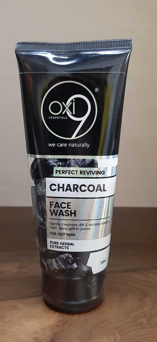 OXI9 CHARCOAL FACE WASH 